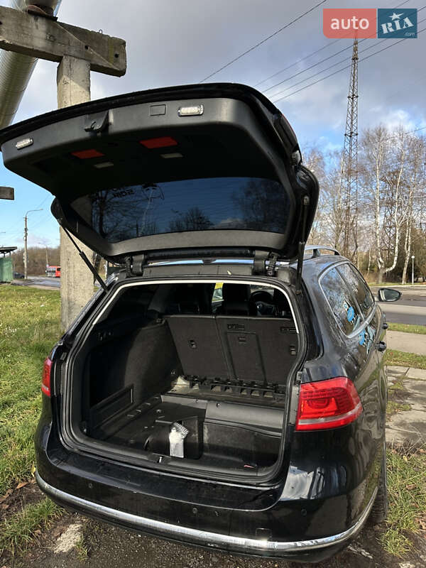 Универсал Volkswagen Passat 2012 в Луцке