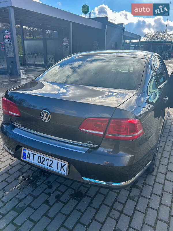 Седан Volkswagen Passat 2012 в Долине