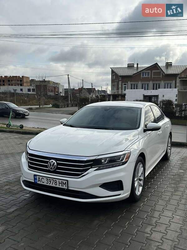 Седан Volkswagen Passat 2020 в Чернівцях фото Седан Volkswagen Passat 2020 в Чернівцях