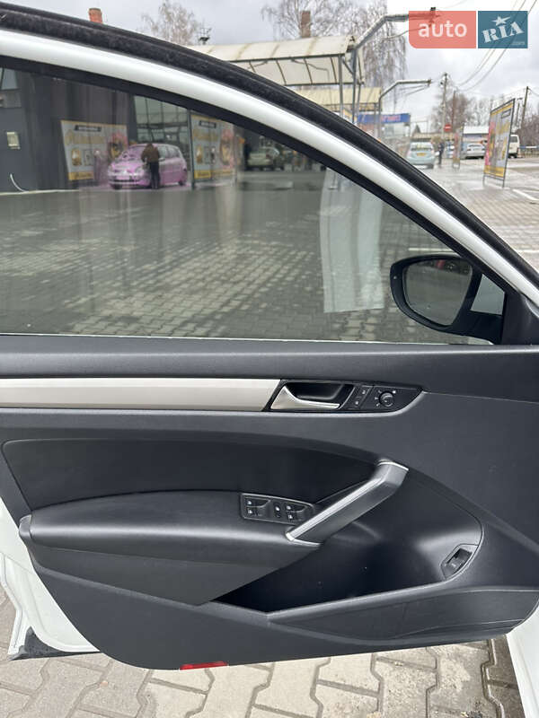 Седан Volkswagen Passat 2020 в Чернівцях фото 18 Седан Volkswagen Passat 2020 в Чернівцях