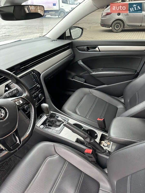 Седан Volkswagen Passat 2020 в Чернівцях фото 19 Седан Volkswagen Passat 2020 в Чернівцях