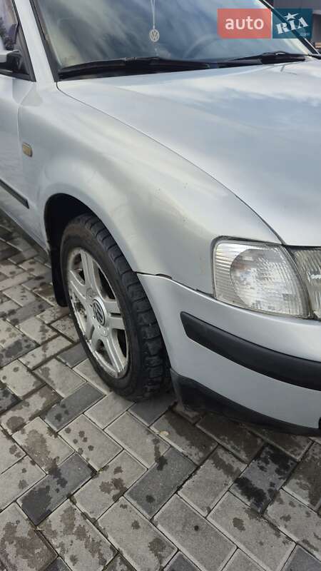 Седан Volkswagen Passat 1999 в Полтаве