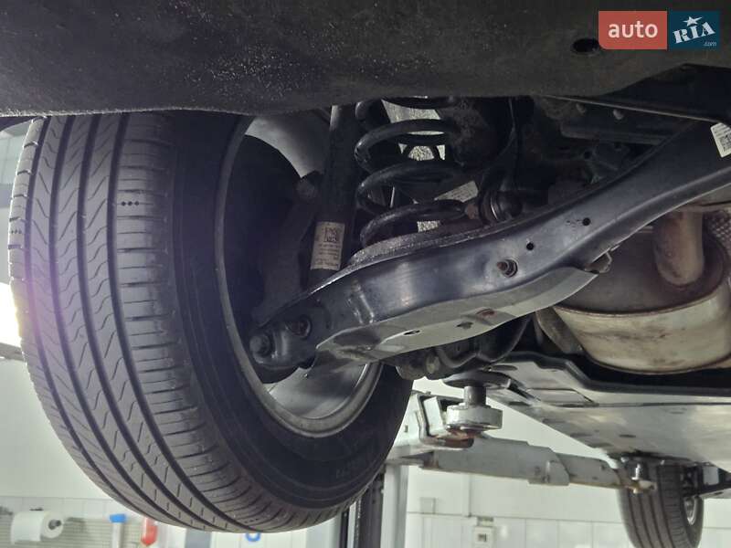 Универсал Volkswagen Passat 2021 в Виннице фото 82 Универсал Volkswagen Passat 2021 в Виннице