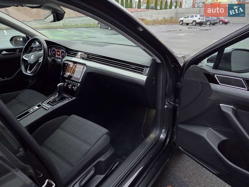 Универсал Volkswagen Passat 2021 в Виннице фото 146 Универсал Volkswagen Passat 2021 в Виннице