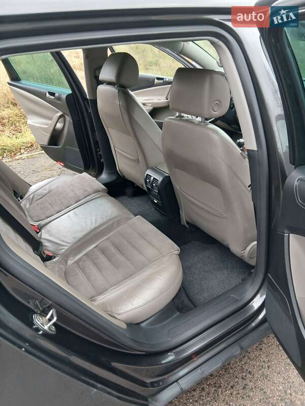 Универсал Volkswagen Passat 2006 в Калуше