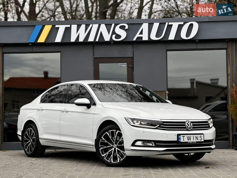 Седан Volkswagen Passat 2016 в Одессе
