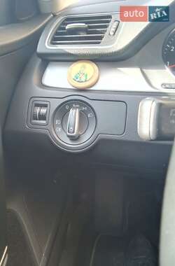 Седан Volkswagen Passat 2012 в Львове