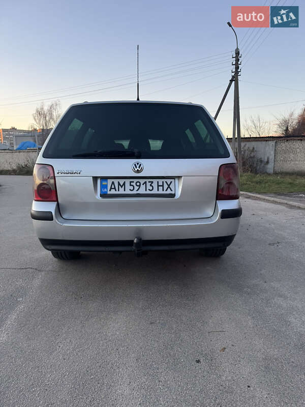 Универсал Volkswagen Passat 2003 в Житомире