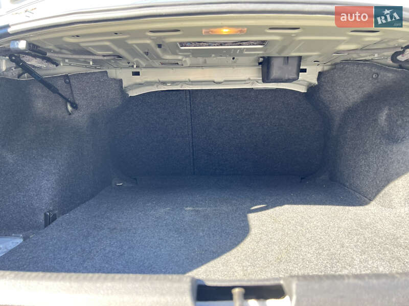 Седан Volkswagen Passat 2016 в Киеве фото 19 Седан Volkswagen Passat 2016 в Киеве