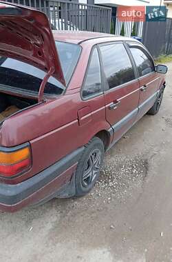 Седан Volkswagen Passat 1990 в Львові