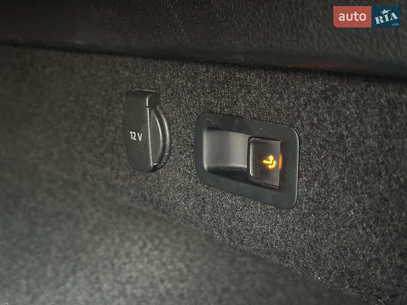 Универсал Volkswagen Passat 2017 в Берегово фото 28 Универсал Volkswagen Passat 2017 в Берегово