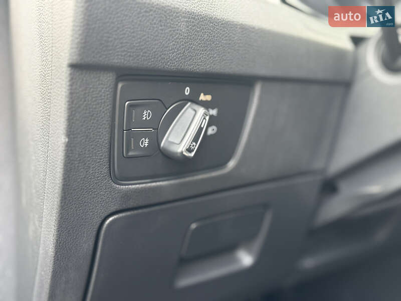 Универсал Volkswagen Passat 2017 в Житомире