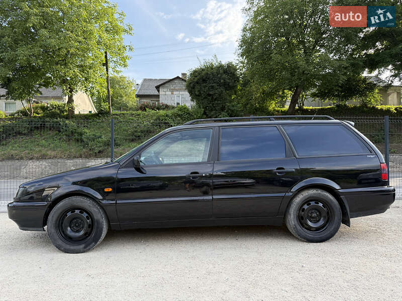 Універсал Volkswagen Passat 1995 в Кременці