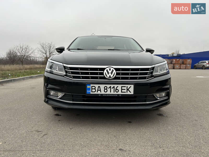 Седан Volkswagen Passat 2016 в Кропивницком