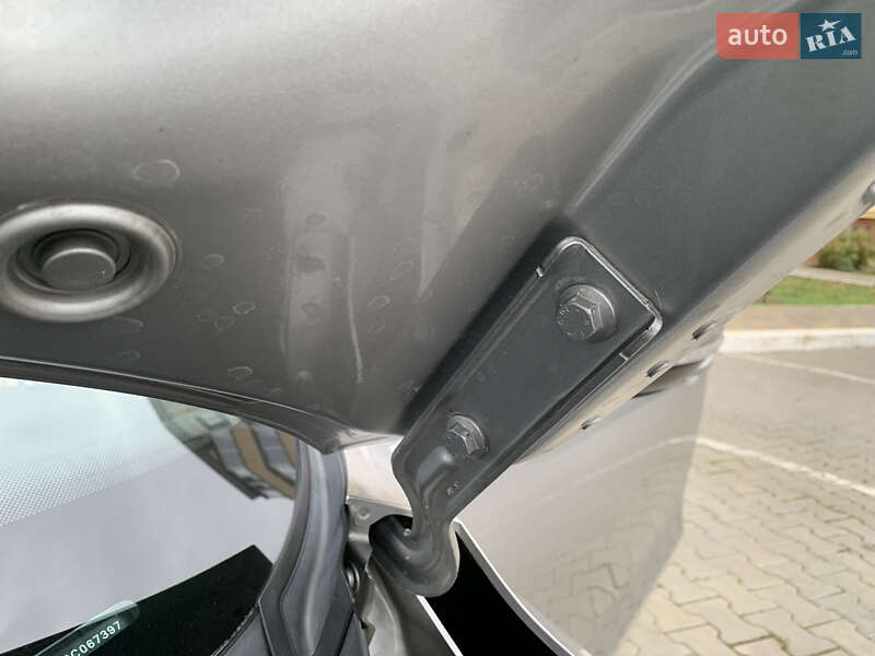 Седан Volkswagen Passat 2012 в Одесі