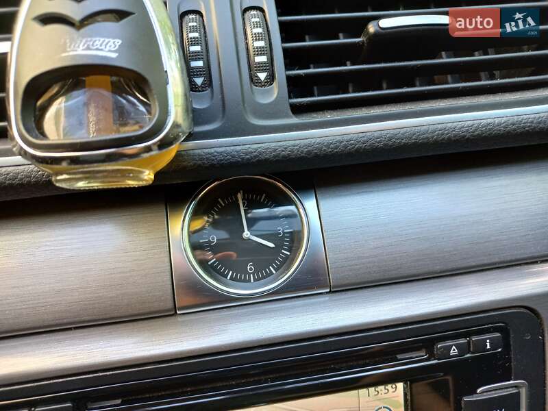 Универсал Volkswagen Passat 2012 в Хусте