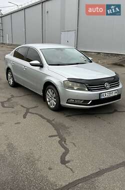 Седан Volkswagen Passat 2012 в Борисполе