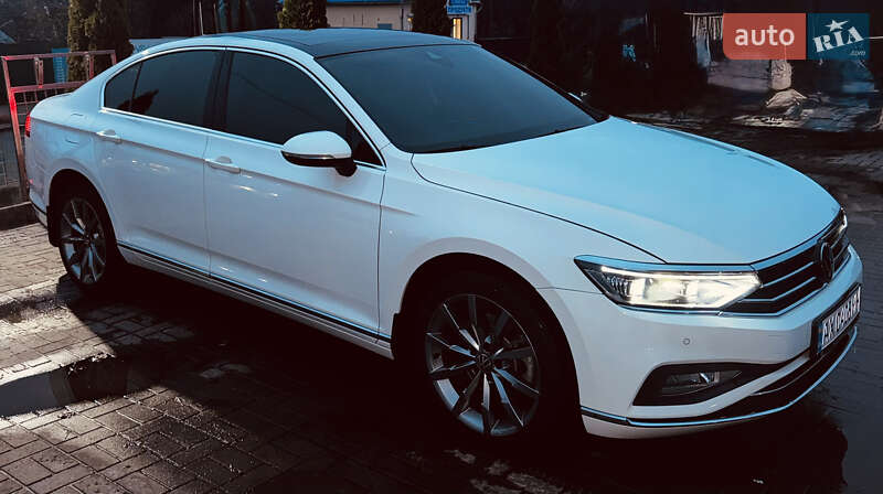 Седан Volkswagen Passat 2020 в Лозовой