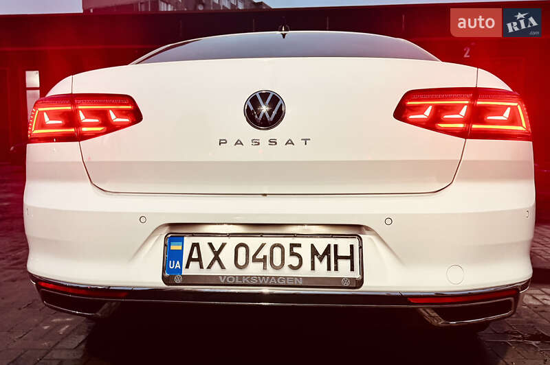 Седан Volkswagen Passat 2020 в Лозовой