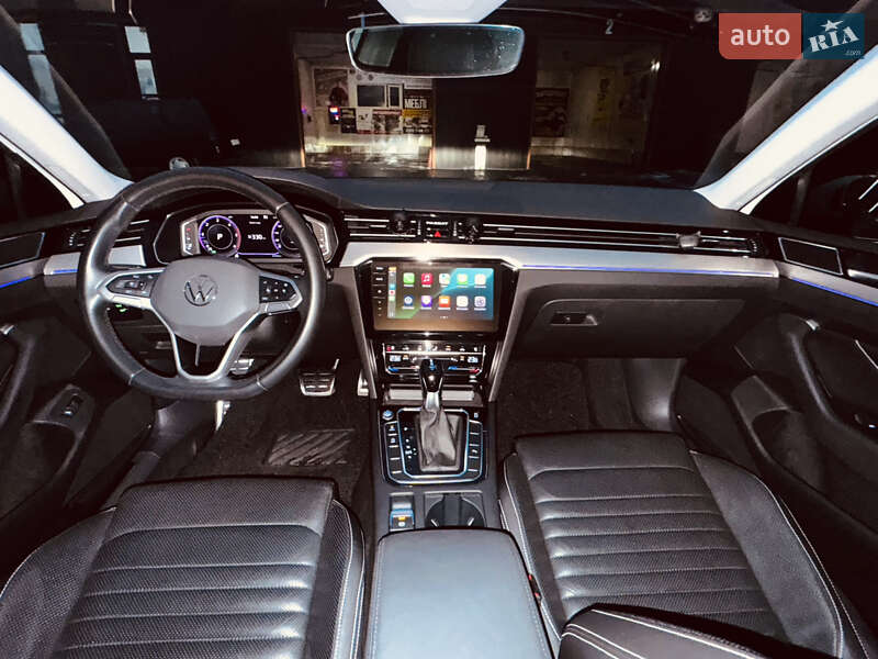 Седан Volkswagen Passat 2020 в Лозовой