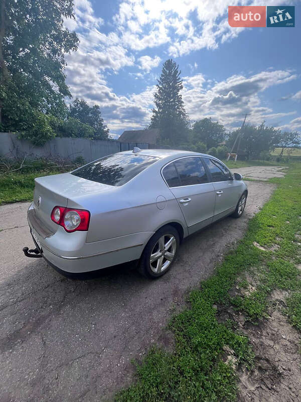 Седан Volkswagen Passat 2006 в Харькове