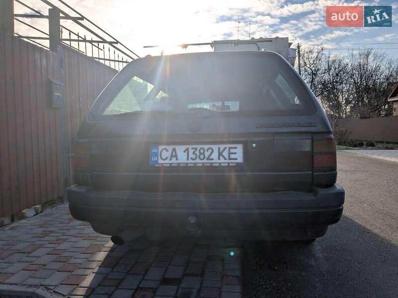 Volkswagen Passat 1993