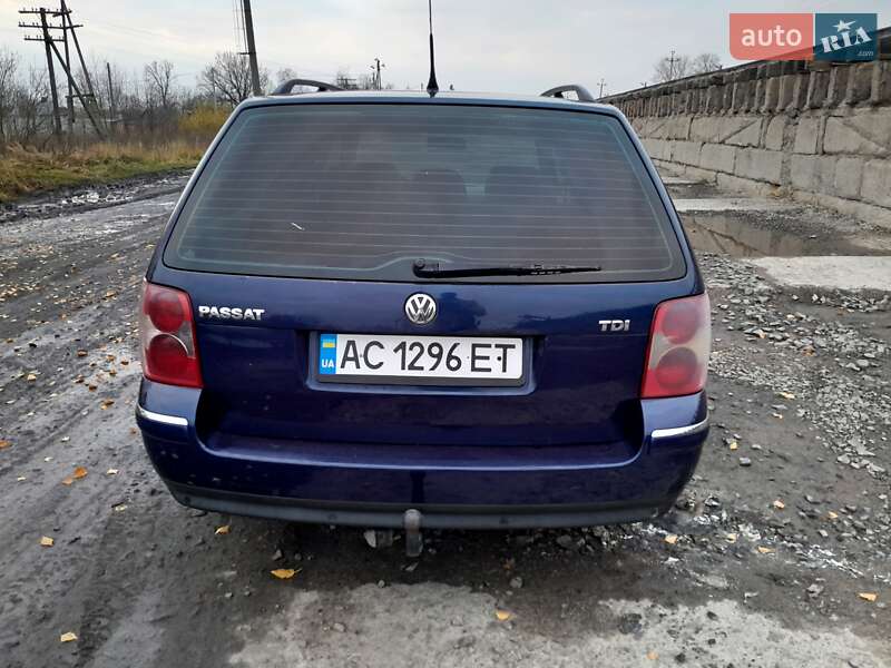 Универсал Volkswagen Passat 2004 в Любомле