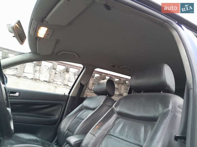 Универсал Volkswagen Passat 2004 в Любомле