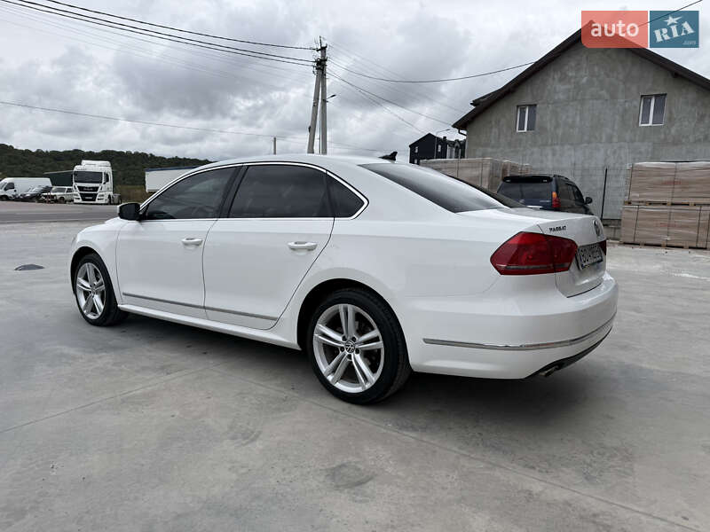 Седан Volkswagen Passat 2012 в Теребовле