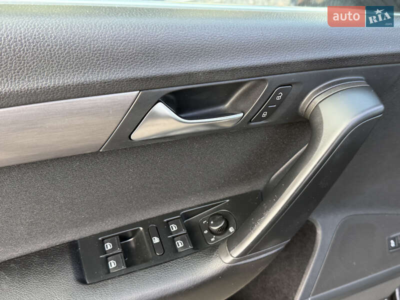 Универсал Volkswagen Passat 2014 в Стрые