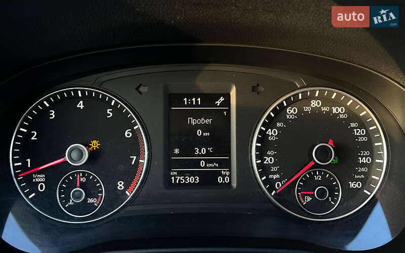 Седан Volkswagen Passat 2011 в Львові