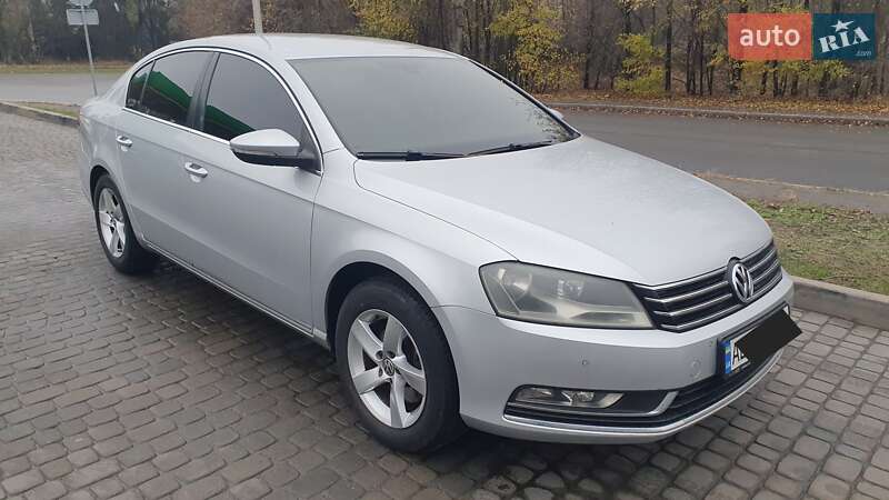 Volkswagen Passat 2011