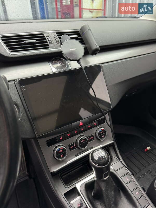 Универсал Volkswagen Passat 2012 в Вознесенске