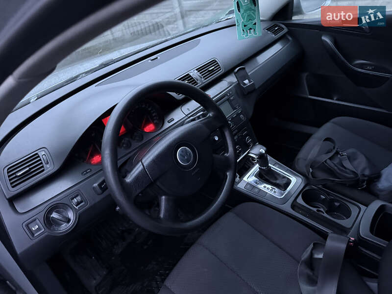 Универсал Volkswagen Passat 2006 в Киеве