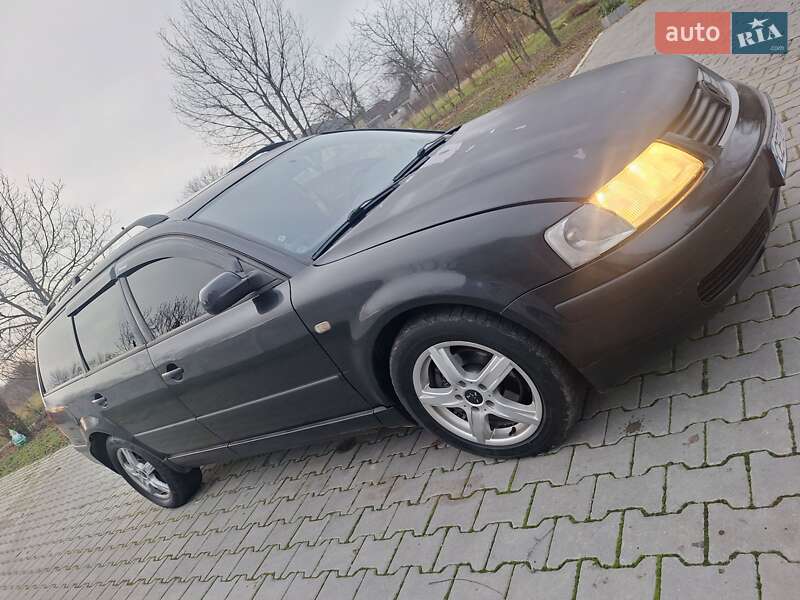 Универсал Volkswagen Passat 1998 в Черновцах