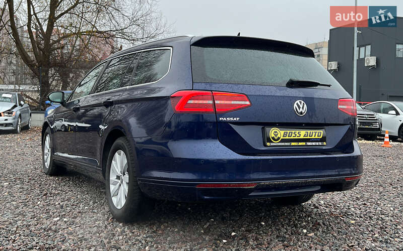 Универсал Volkswagen Passat 2017 в Львове