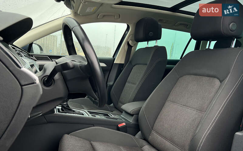 Универсал Volkswagen Passat 2017 в Львове