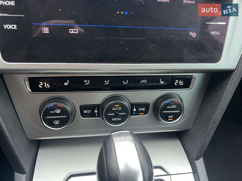 Универсал Volkswagen Passat 2019 в Хмельницком фото 30 Универсал Volkswagen Passat 2019 в Хмельницком