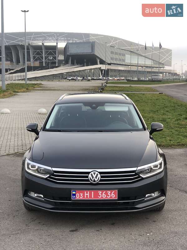 Універсал Volkswagen Passat 2018 в Львові
