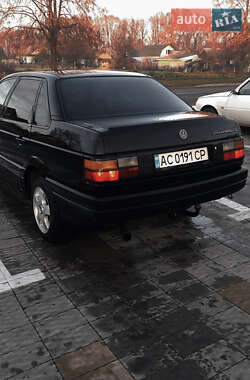 Седан Volkswagen Passat 1989 в Владимире