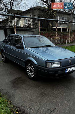 Седан Volkswagen Passat 1990 в Одессе