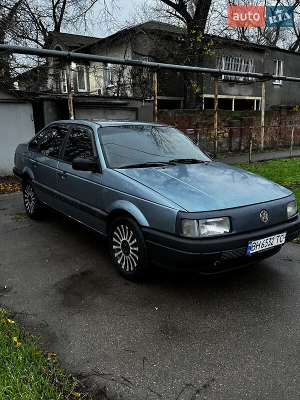 Volkswagen Passat 1990