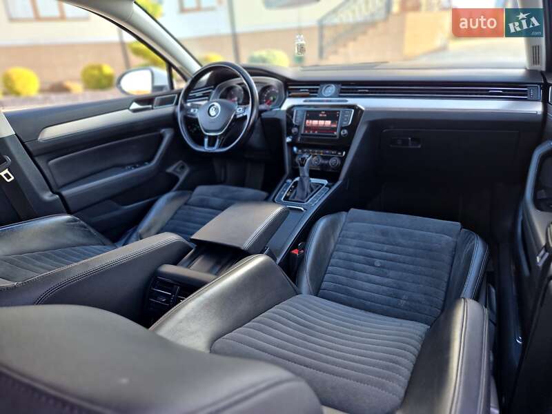 Седан Volkswagen Passat 2016 в Дрогобыче