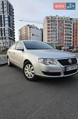 Седан Volkswagen Passat 2006 в Львове