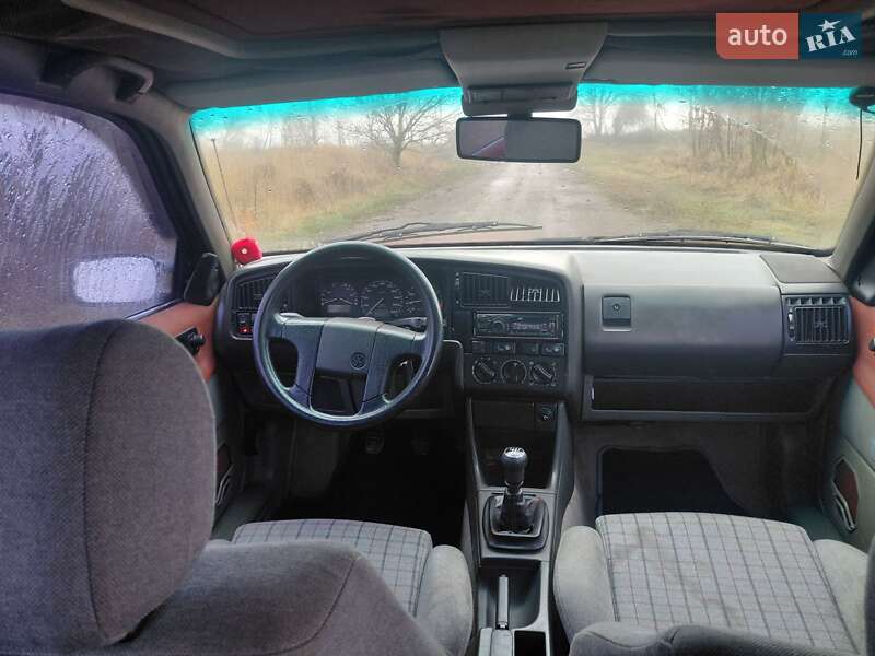 Седан Volkswagen Passat 1991 в Сквире