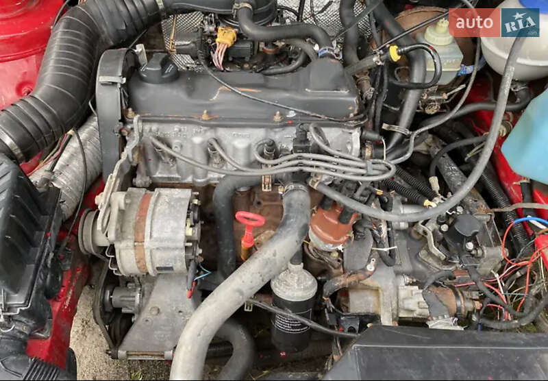 Седан Volkswagen Passat 1992 в Кривом Роге