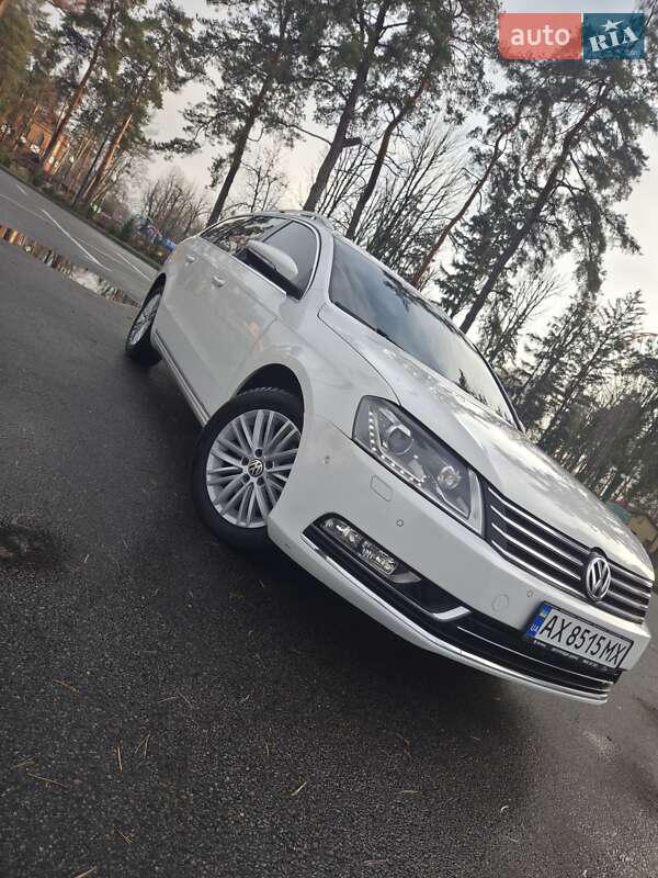 Универсал Volkswagen Passat 2012 в Харькове