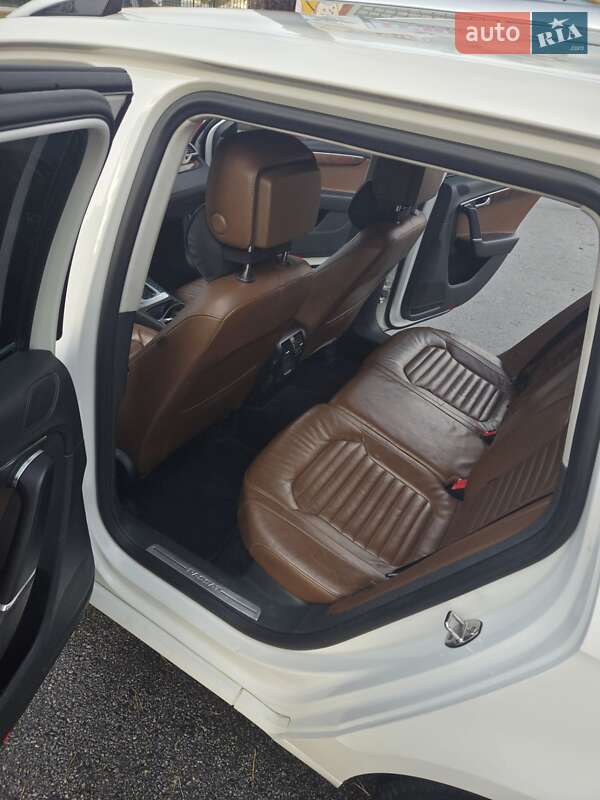 Универсал Volkswagen Passat 2012 в Харькове