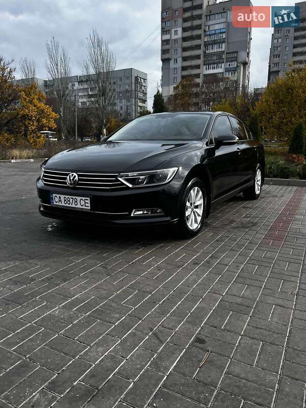 Седан Volkswagen Passat 2017 в Черкассах
