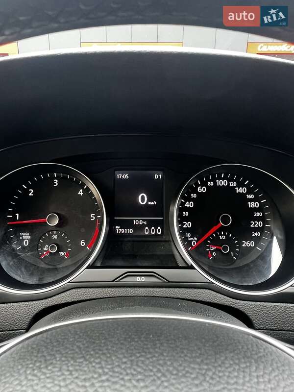 Седан Volkswagen Passat 2017 в Черкассах